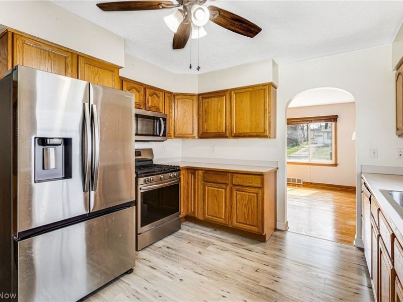 1440 Eastland Avenue SE, Warren, OH 44484 Photo 4