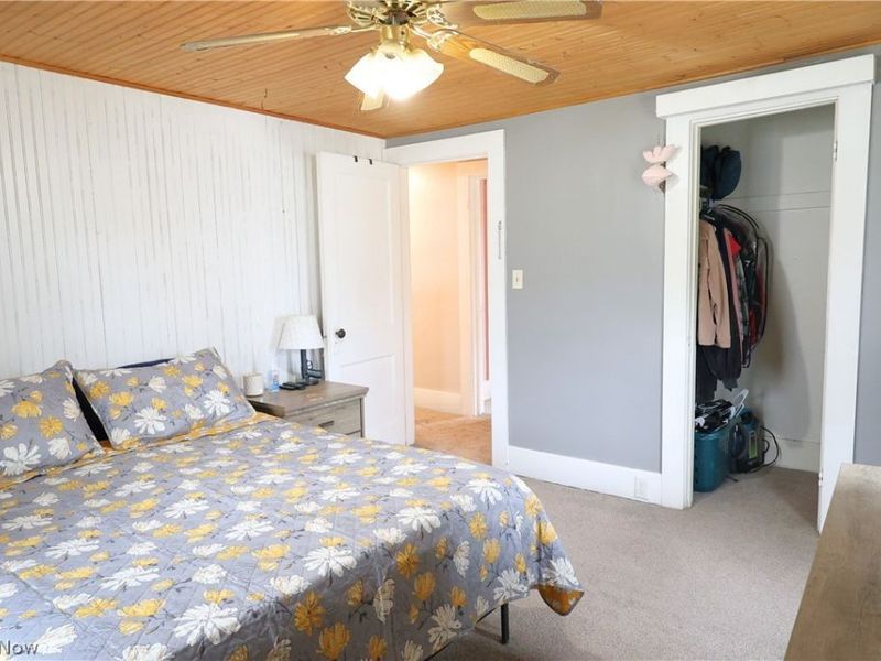 330 E Central Avenue , Ravenna, OH 44266 Photo 19