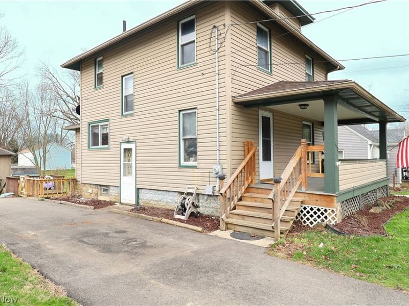 330 E Central Avenue , Ravenna, OH 44266 Photo 3