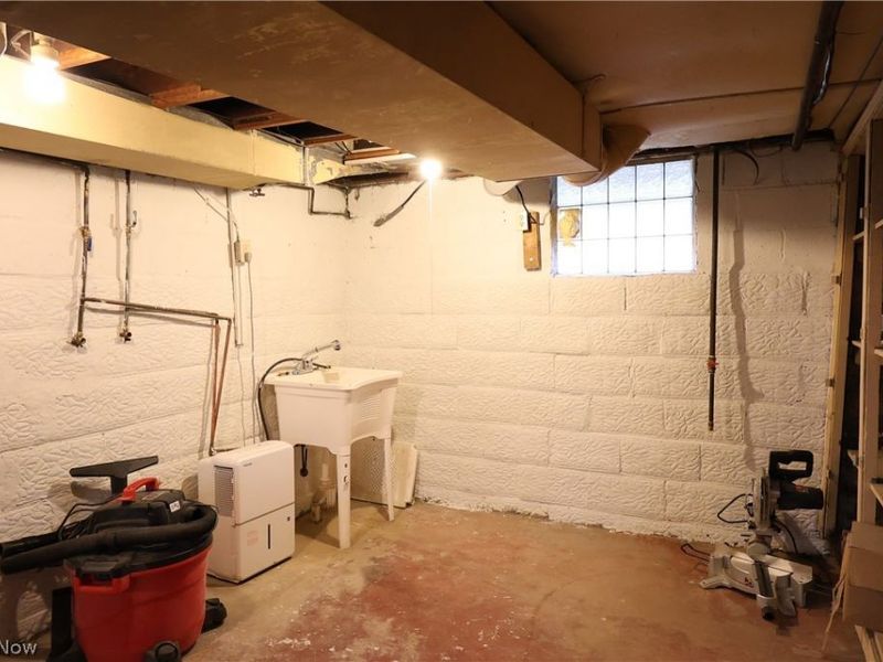 330 E Central Avenue , Ravenna, OH 44266 Photo 30