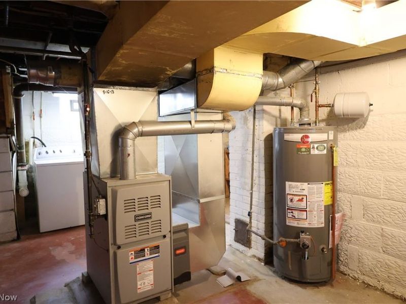 330 E Central Avenue , Ravenna, OH 44266 Photo 31