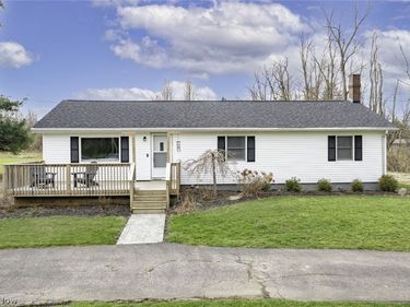 1852 Ridgewood Road, Wadsworth, OH 44281