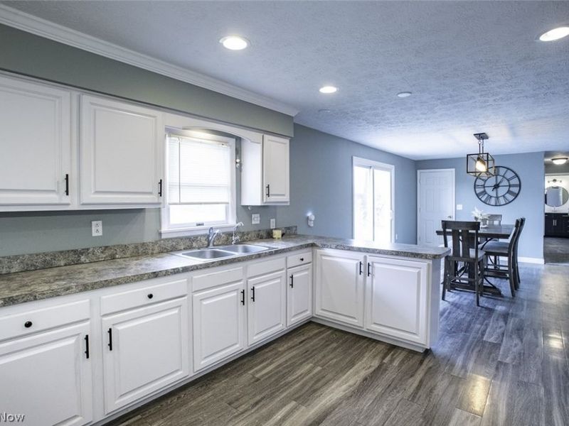 1852 Ridgewood Road , Wadsworth, OH 44281 Photo 13