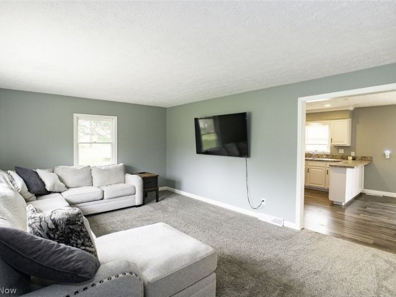 1852 Ridgewood Road , Wadsworth, OH 44281 Photo 6