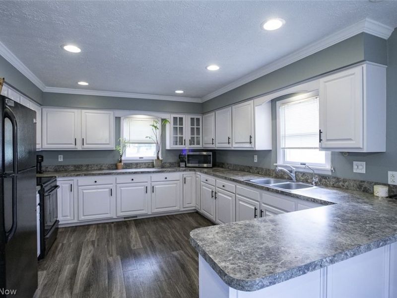 1852 Ridgewood Road , Wadsworth, OH 44281 Photo 8