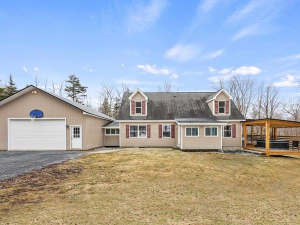 43 Bergblume Circle, Stamford, VT 05352