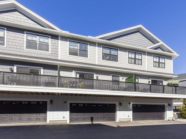 50 Cate Street, Unit 22, Portsmouth, NH 03801