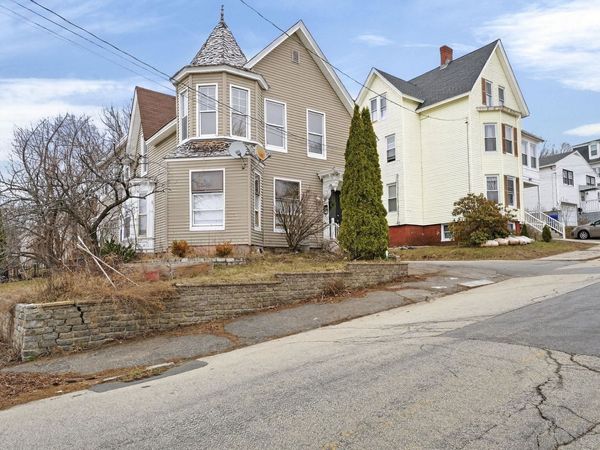 468 Merrimack Street, Manchester, NH 03103