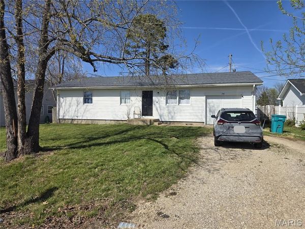 240 James Street , Sullivan, MO 63080