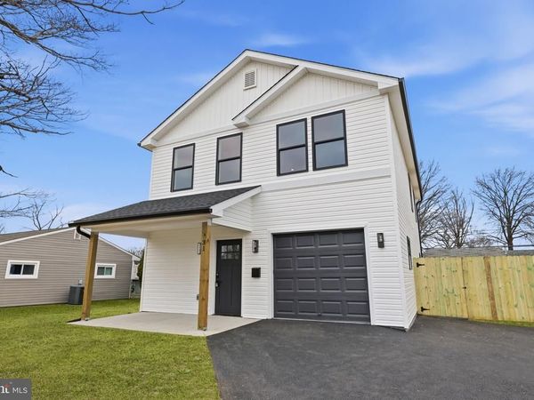 31 SWAN LANE , LEVITTOWN, PA 19055