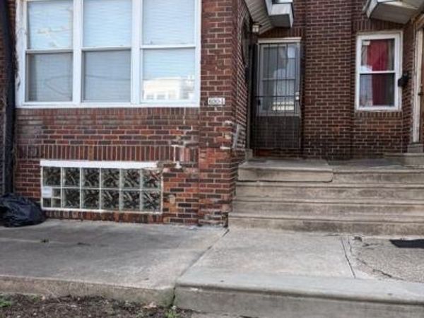 6904 DICKS AVENUE, PHILADELPHIA, PA 19142