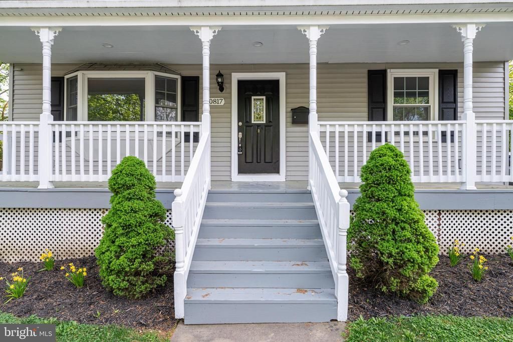 10817 Scott Drive, Fairfax, VA 22030 Main Photo