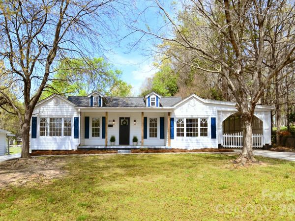 1803 Central Drive , Kannapolis, NC 28083