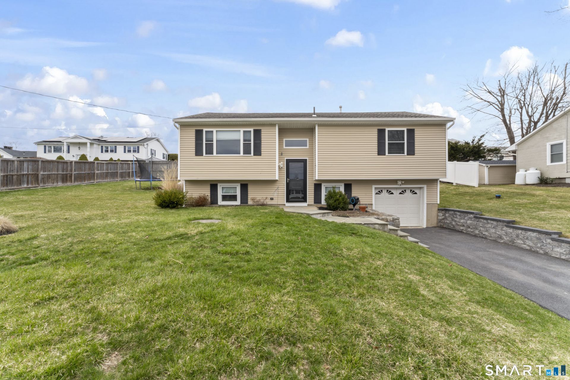 16 Curtis, New Fairfield, CT 06812 Main Photo