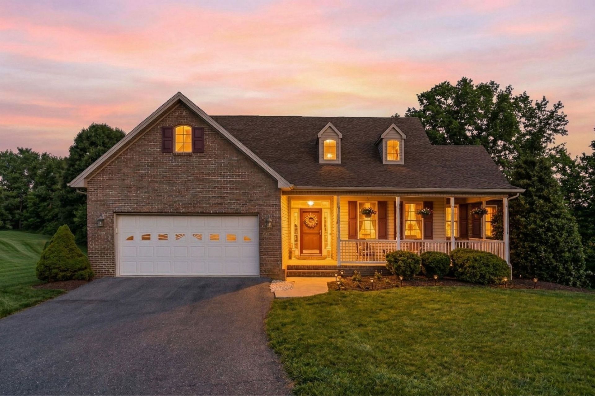 12 Little John Ct, Waynesboro, VA 22980 Main Photo