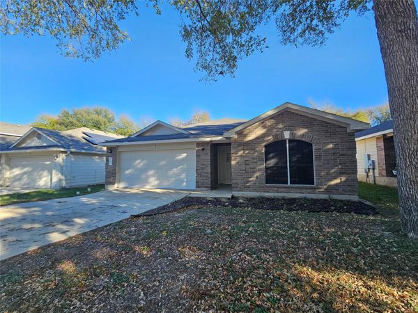 5213 English Glade DR, Austin, TX 78724