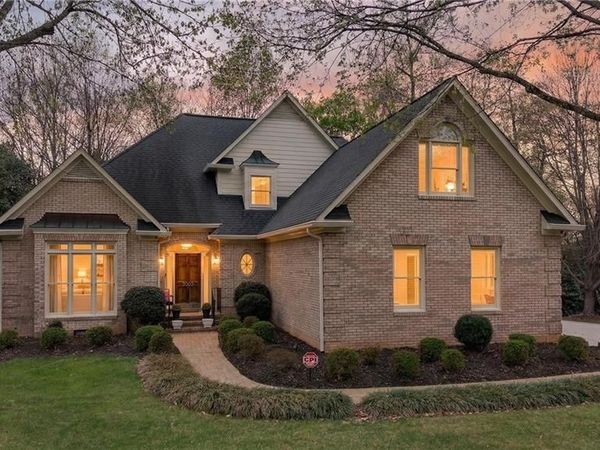 3205 Timberoak Court , Greensboro, NC 27410