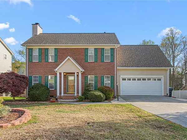 1317 Salem Crossing Road, Kernersville, NC 27284