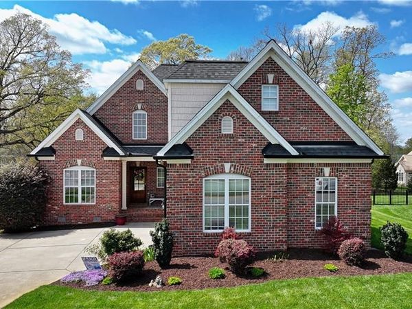 21 WEXFORD Circle , Thomasville, NC 27360