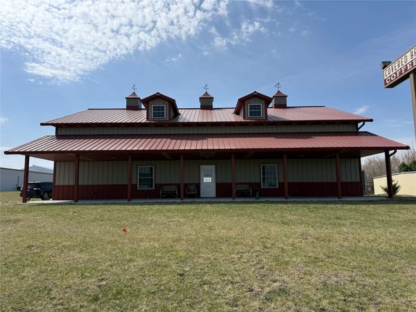 1020 N 10th Street , Winterset, IA 50273