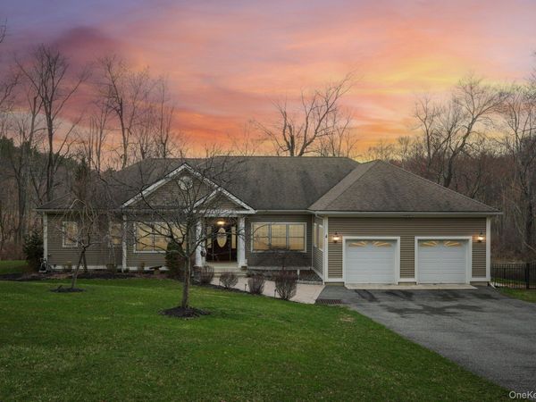 21 Old Quaker Hill Road , Monroe, NY 10950