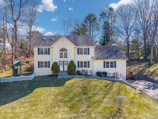 9 Drake Lane , White Plains, NY 10607