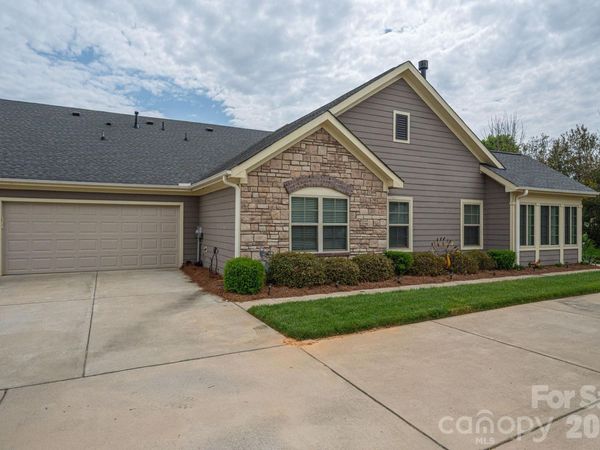 1434 Somersby Circle , Gastonia, NC 28054