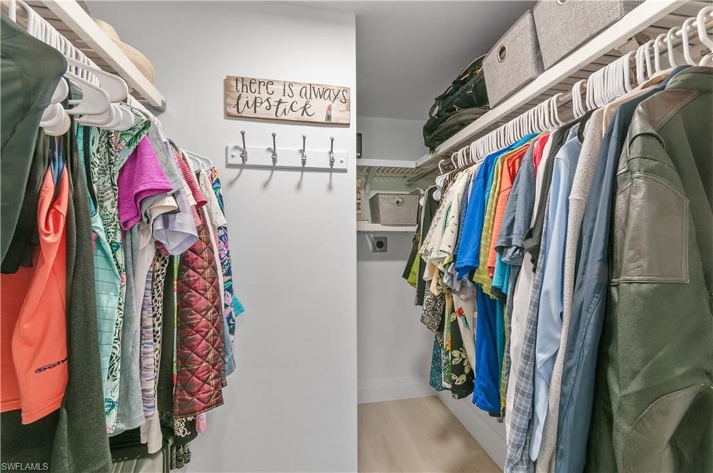 664 Broad Ave S, Unit J664, Naples, FL 34102 Photo