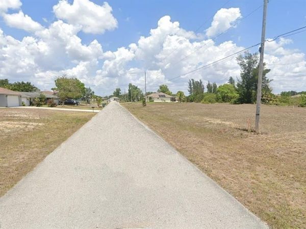 919 NE 1st AVE, CAPE CORAL, FL 33909