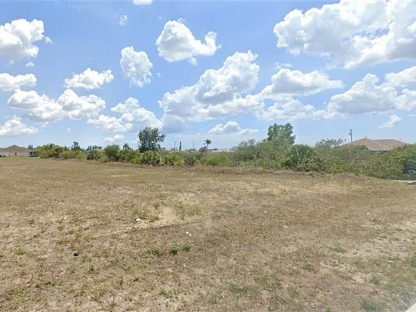 2326 NE 6th AVE , CAPE CORAL, FL 33909