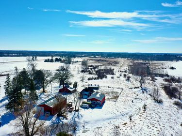 2854 405th Avenue NE, Braham, MN 55006