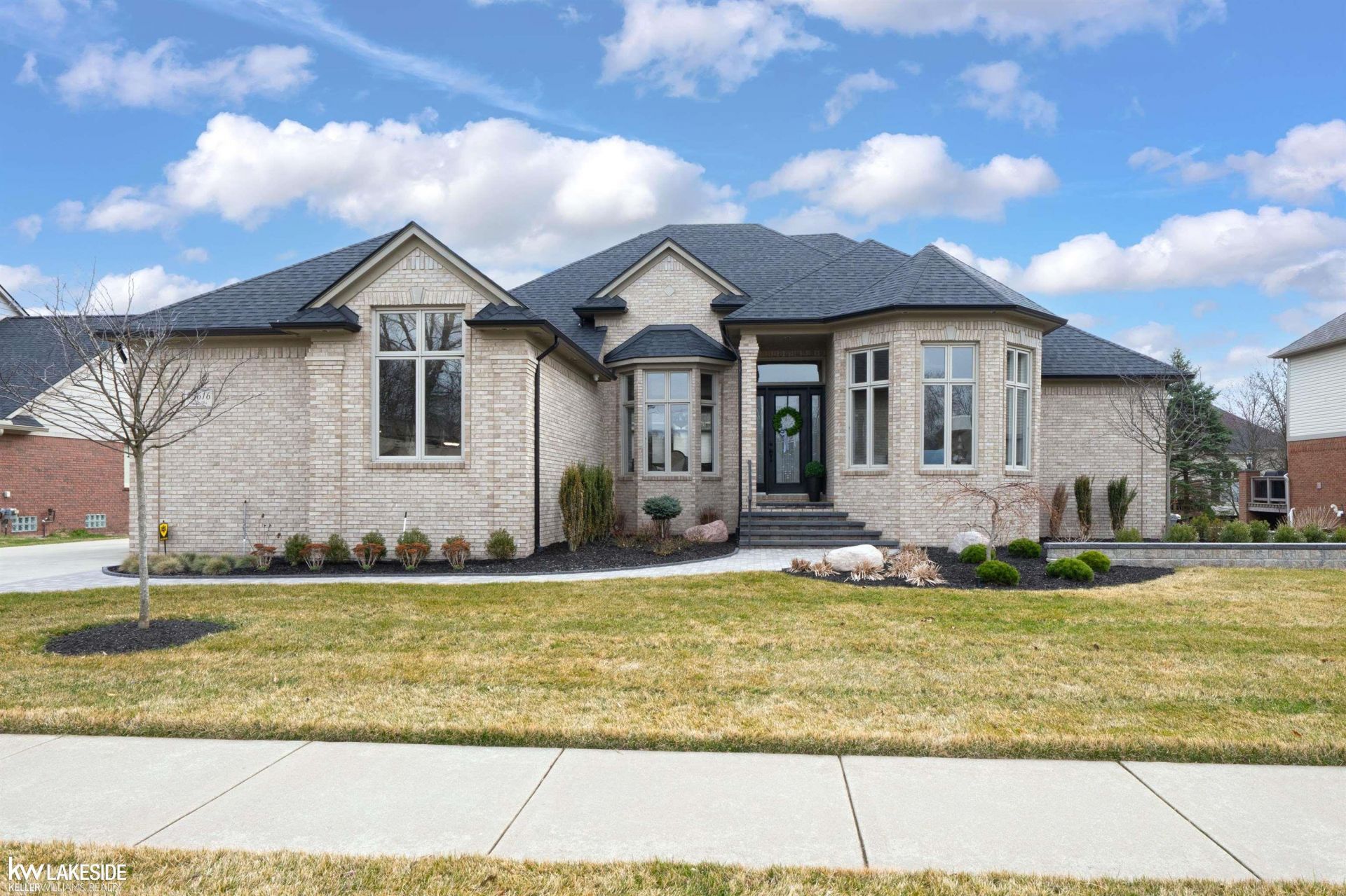 55616 Caesars Drive, Shelby Township, MI 48315 Main Photo