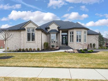 55616 Caesars Drive, Shelby Twp, MI 48315