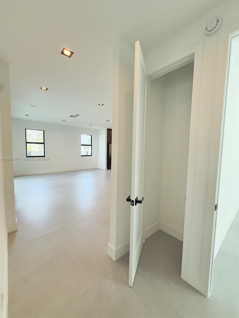 1603 SW 30th Ave, Fort Lauderdale, FL 33312 Photo