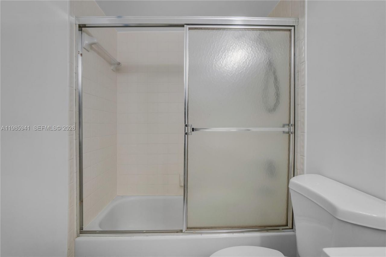 1634 N 15th Ter , Hollywood, FL 33020 Photo