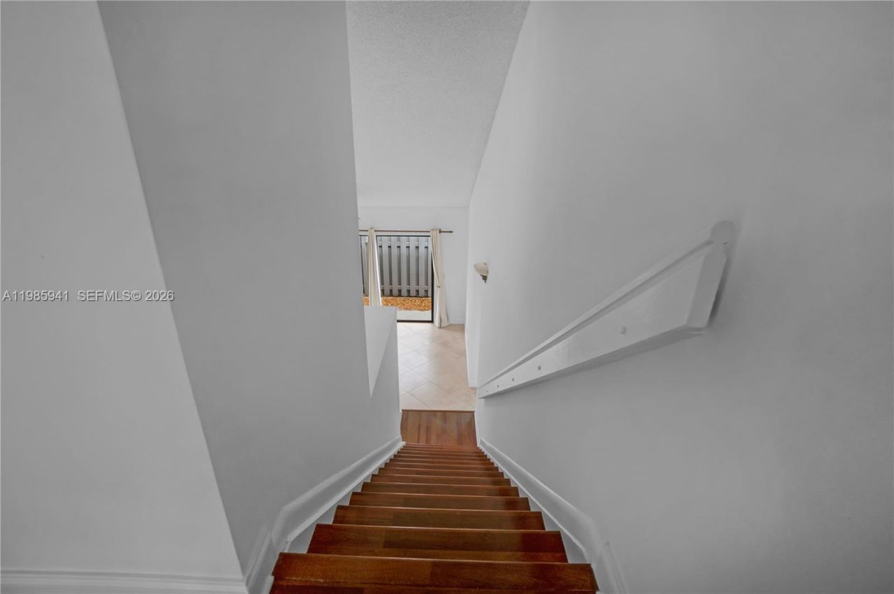 1634 N 15th Ter , Hollywood, FL 33020 Photo