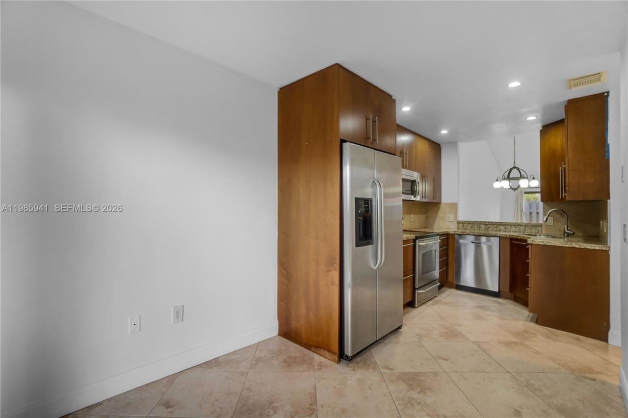 1634 N 15th Ter , Hollywood, FL 33020 Photo