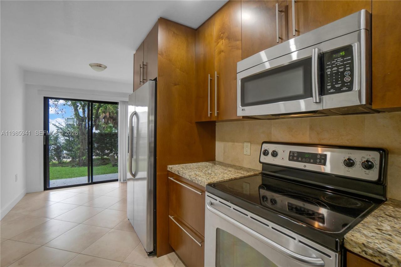 1634 N 15th Ter , Hollywood, FL 33020 Photo