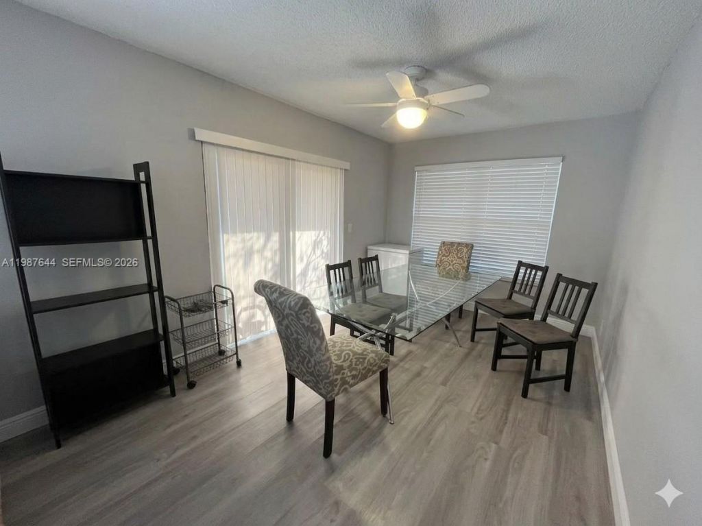 3931 SW 84th Ter , Davie, FL 33328 Photo