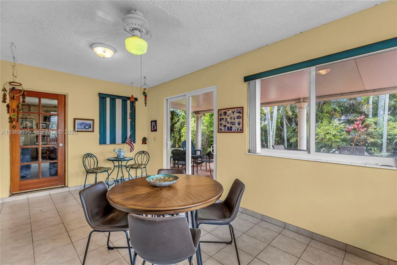 5660 W 13th Ct , Hialeah, FL 33012 Photo