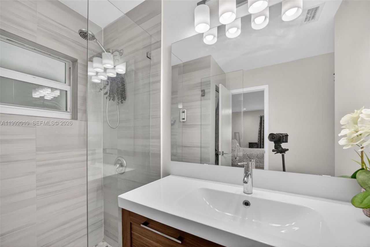 4890 SW 141st Ave , Miami, FL 33175 Photo