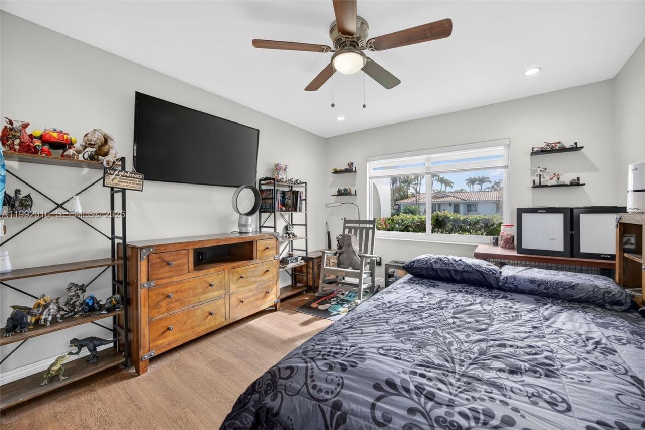 4890 SW 141st Ave , Miami, FL 33175 Photo