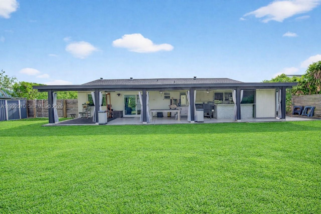 4890 SW 141st Ave , Miami, FL 33175 Photo