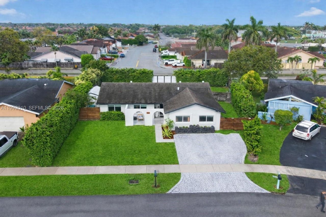 4890 SW 141st Ave , Miami, FL 33175 Photo