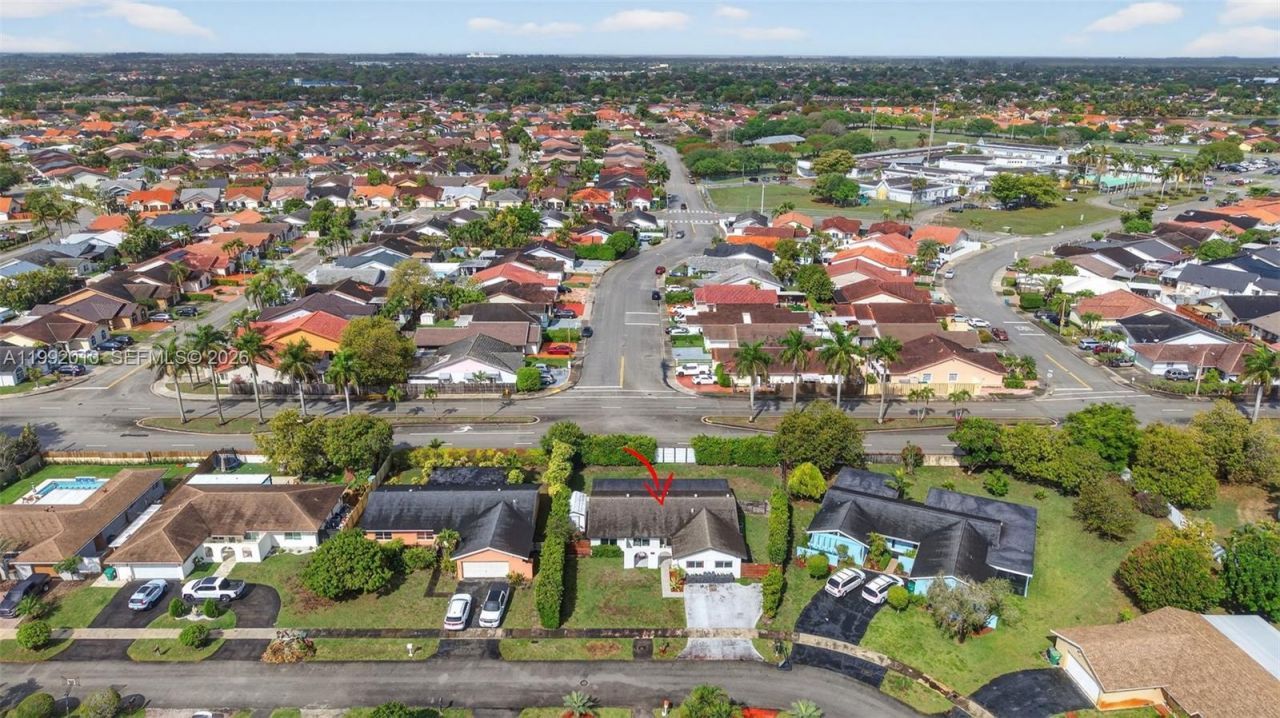 4890 SW 141st Ave , Miami, FL 33175 Photo