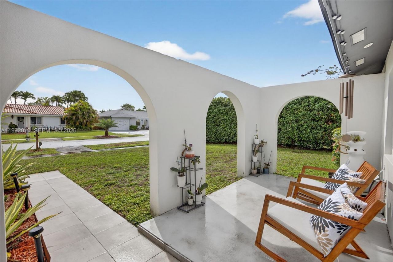 4890 SW 141st Ave , Miami, FL 33175 Photo