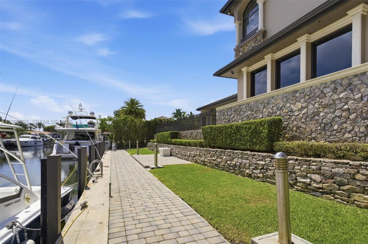 12991 Lerida St , Coral Gables, FL 33156 Photo