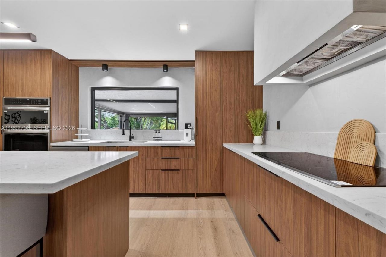 14755 SW 18th Ct, Davie, FL 33325 Photo