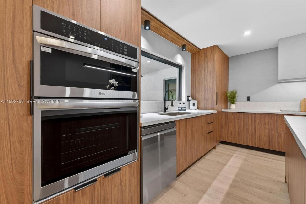 14755 SW 18th Ct, Davie, FL 33325 Photo