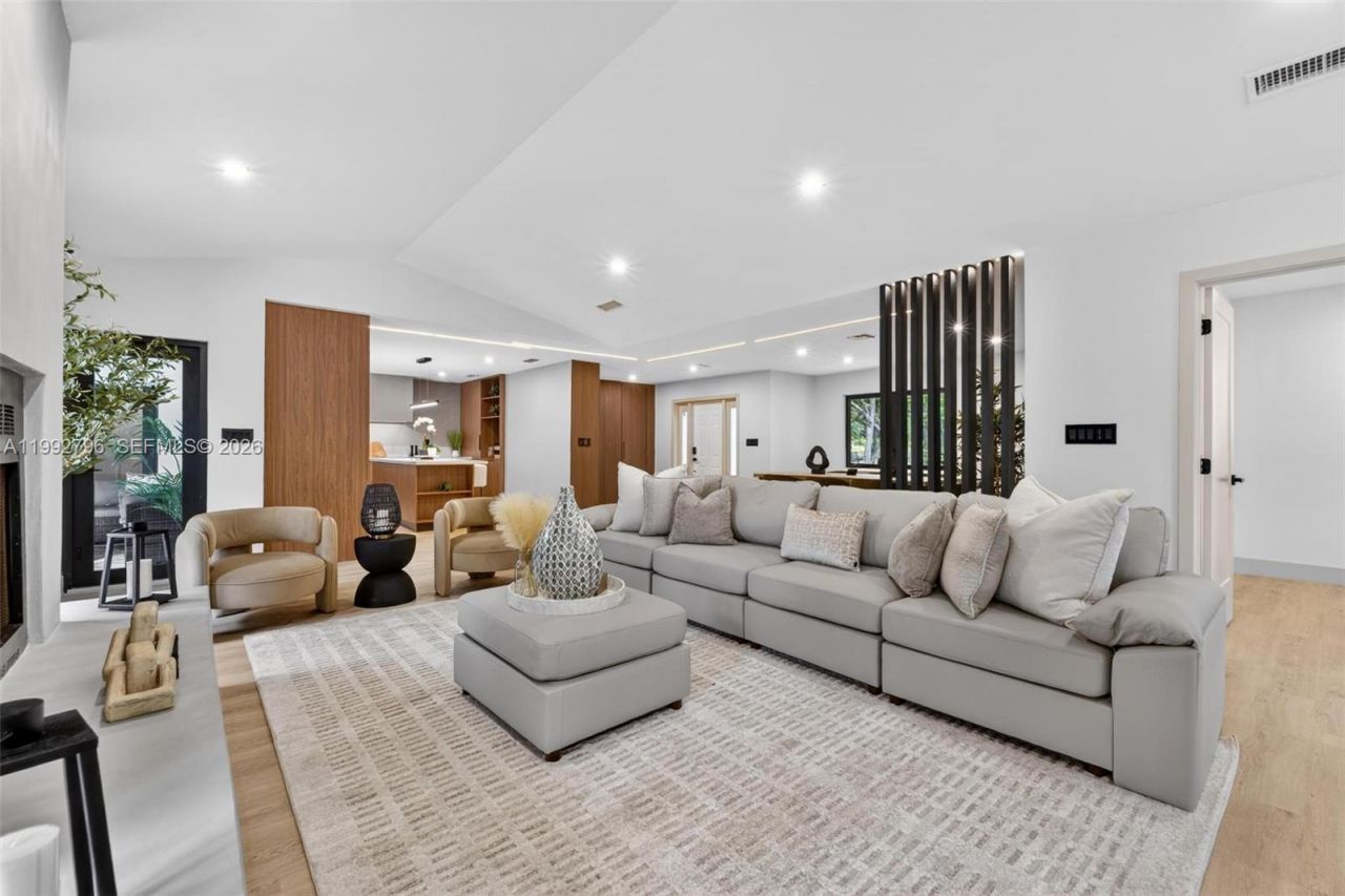 14755 SW 18th Ct, Davie, FL 33325 Photo